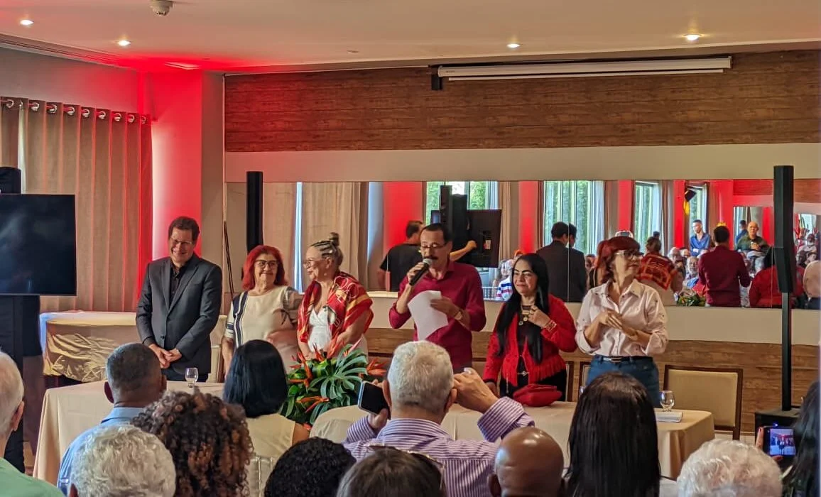 O movimento organizado do sindicato na época parou por 16 dias o Polo Petroquímico de Camaçari