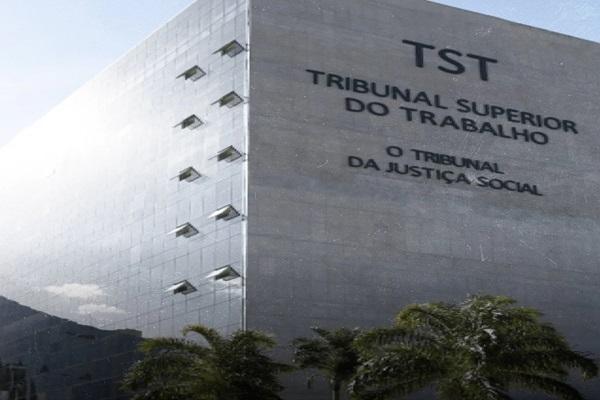 Petrobrás ingressa com dissídio contra sindicatos em greve