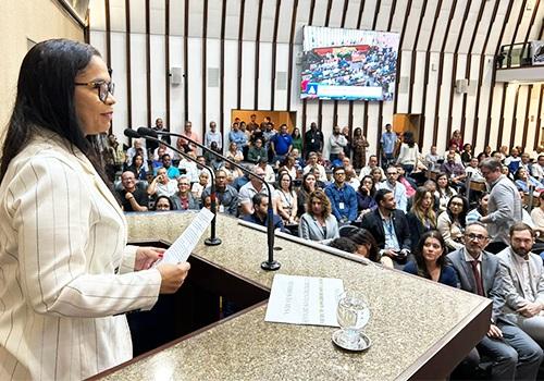 Sindae participa de Sessão Especial na Alba em homenagem aos 40 anos do sindicato e aos 55 anos da Embasa