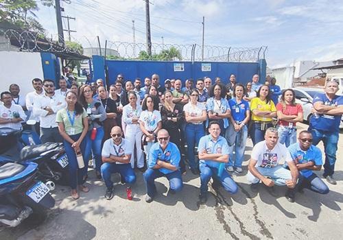 Trabalhadores (as) da Embasa em Candeias cruzaram os braços por faltar de atendimento pelo Plano de Saúde