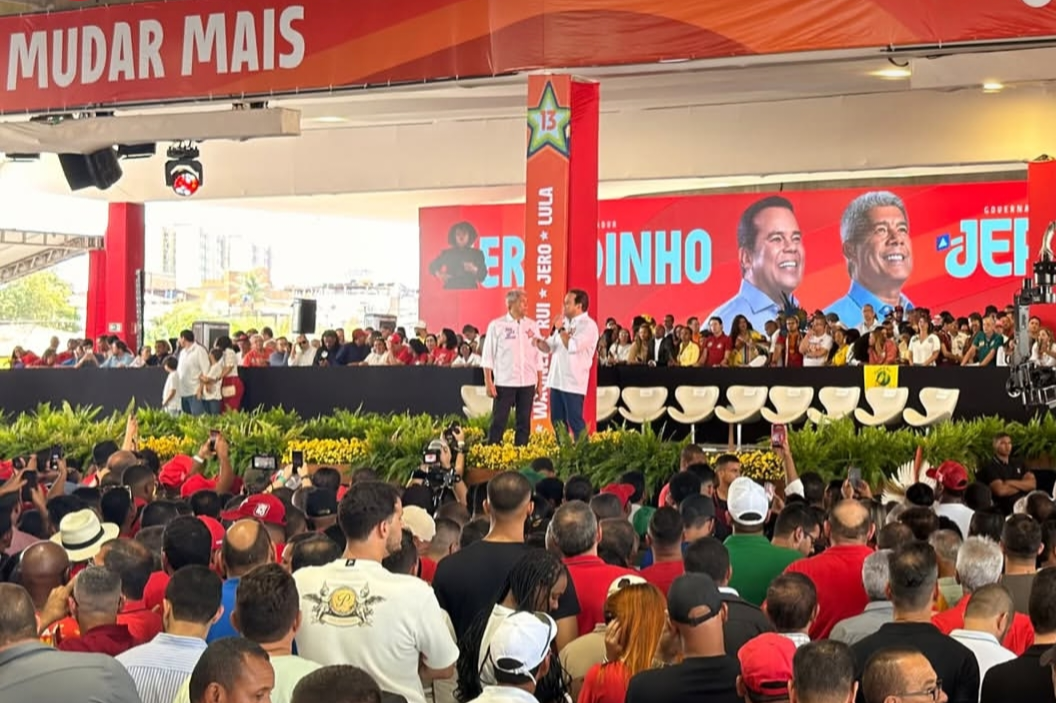 Com presença de Lula, PT lança Jerônimo Rodrigues como candidato ao governo da Bahia