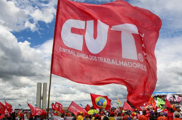 Redução da jornada e fim da escala 6x1 são avanço civilizatório 